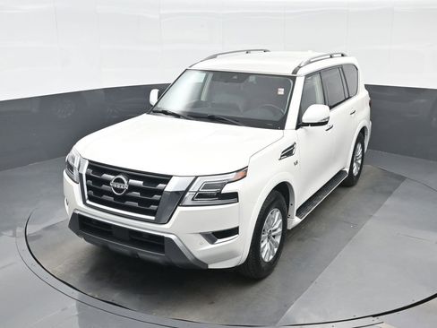 Used 2021 Nissan Armada SV RWD image 16