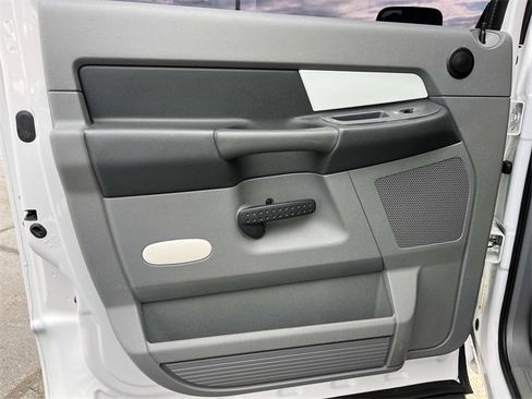 Used 2008 Dodge Ram 2500 Truck SXT image 20