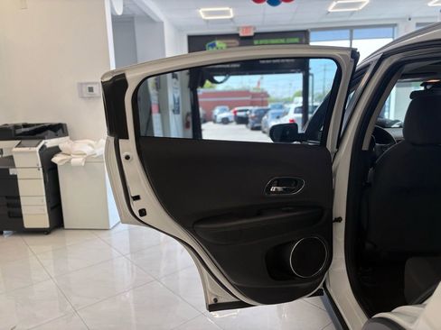 Used 2022 Honda HR-V EX image 33