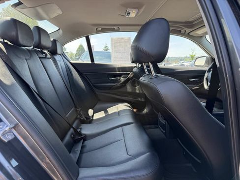 Used 2014 BMW 328i xDrive Sedan AWD/4WD image 12