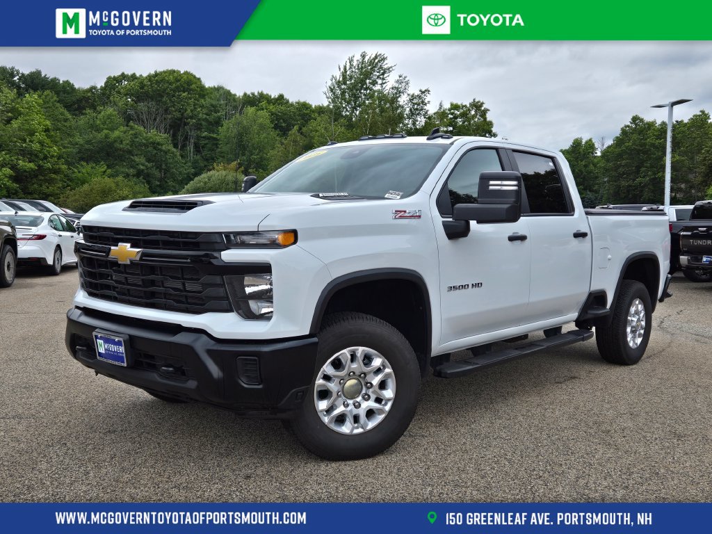 Used 2025 Chevrolet Silverado 3500 W/T AWD/4WD image 1