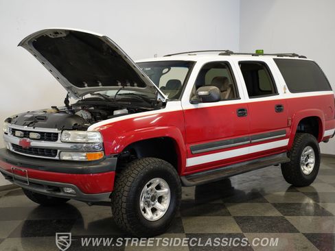 Used 2004 Chevrolet Suburban 2500 AWD/4WD image 38