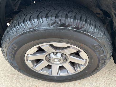 Used 2015 Toyota 4Runner Trail Premium image 23