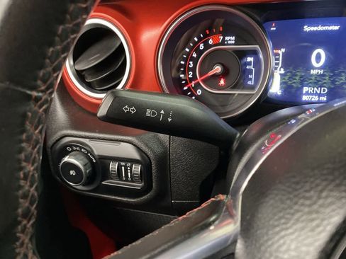 Used 2020 Jeep Wrangler Unlimited Rubicon image 24