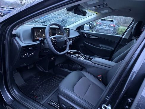 Certified 2025 Kia EV6 Light w/ Light LR Technology Package image 14