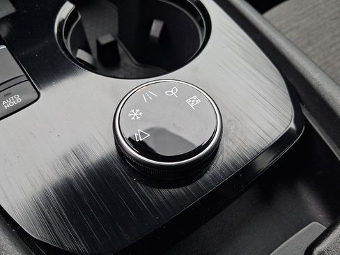 Certified 2022 Nissan Rogue SV image 22