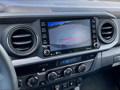 Used 2023 Toyota Tacoma TRD Sport AWD/4WD image 14