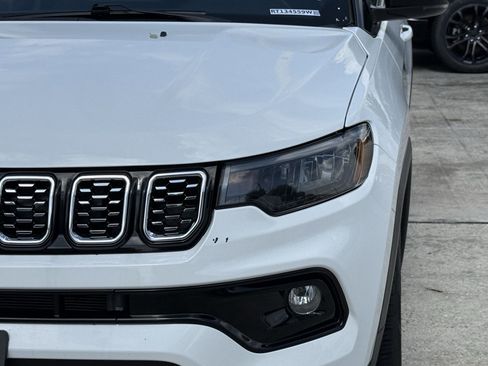 Used 2024 Jeep Compass Limited AWD/4WD image 12