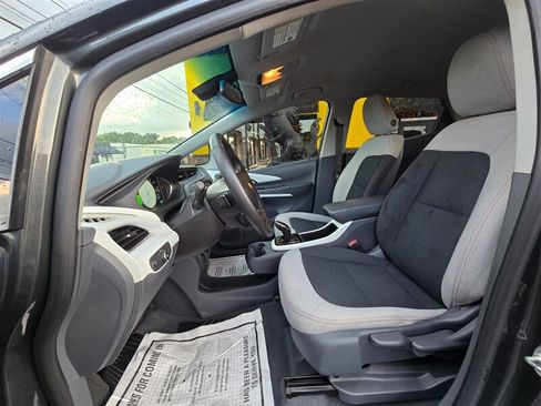 Used 2018 Chevrolet Bolt LT FWD image 8