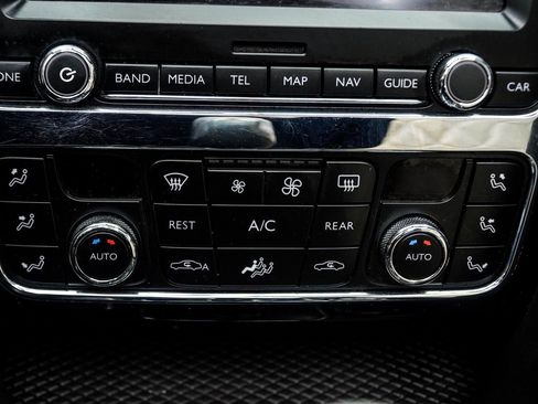 Used 2017 Bentley Continental GT image 23