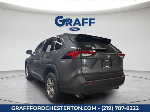 Used 2025 Toyota RAV4 XLE AWD/4WD image 9