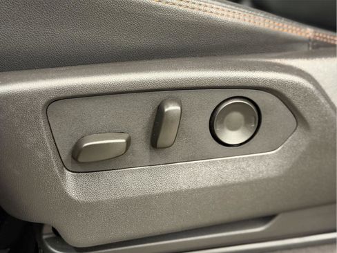 Certified 2024 GMC Sierra 1500 AT4 w/ AT4 Premium Package AWD/4WD image 25