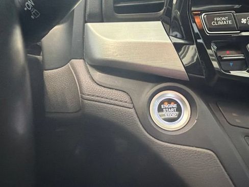 Used 2018 Honda Odyssey EX-L image 23