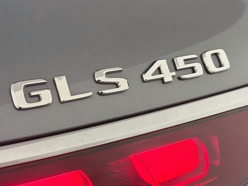 Certified 2025 Mercedes-Benz GLS 450 4MATIC w/ AMG Line Exterior image 11
