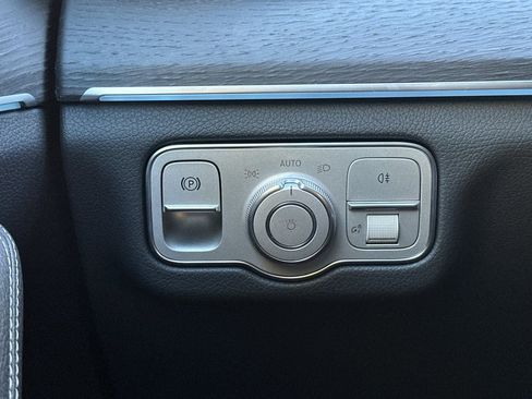 Certified 2024 Mercedes-Benz GLE 350 4MATIC image 31