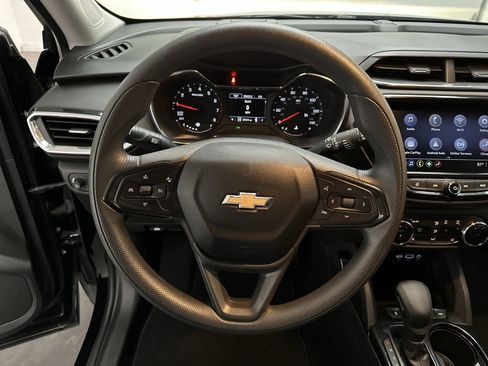 Used 2023 Chevrolet TrailBlazer LT w/ Convenience Package AWD/4WD image 24