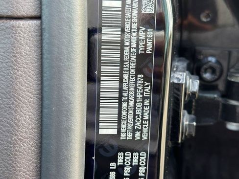 Used 2017 Jeep Renegade Limited AWD/4WD image 36
