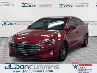 Used 2019 Hyundai Elantra SE FWD video 1