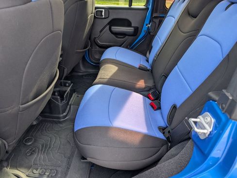 Used 2021 Jeep Wrangler Unlimited Sport image 21