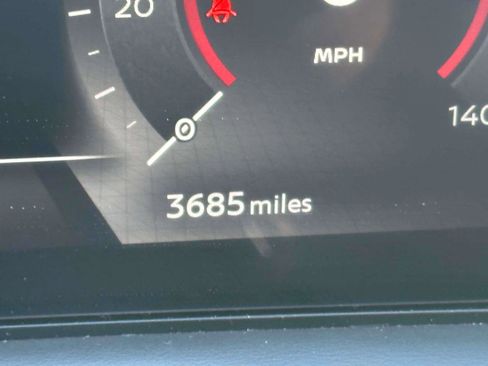 Used 2023 Nissan Ariya AWD image 25