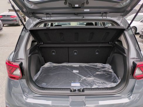 New 2026 Hyundai Venue SEL FWD image 37