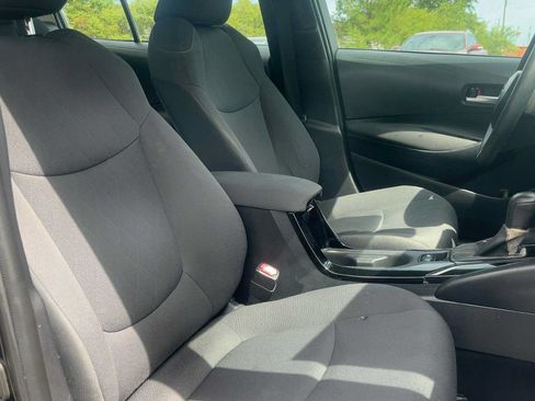 Used 2020 Toyota Corolla LE FWD image 35