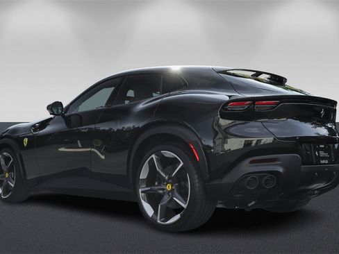 Certified 2024 Ferrari Purosangue Base image 5