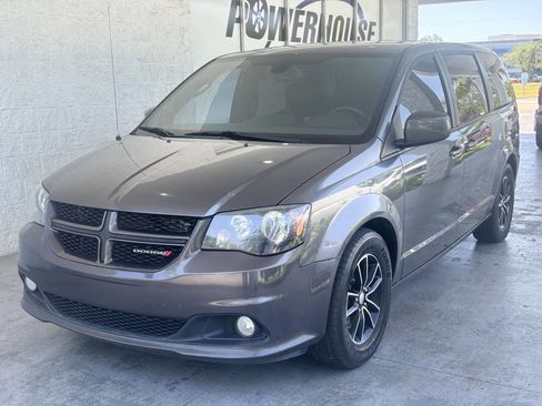 Used 2019 Dodge Grand Caravan GT image 23
