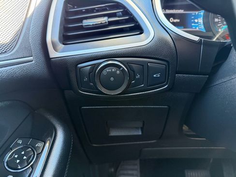 Used 2015 Ford Edge SEL w/ Equipment Group 201A image 11