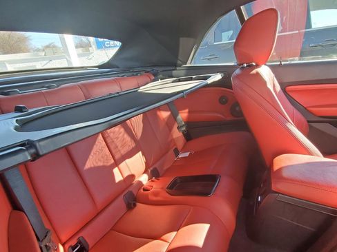Used 2015 BMW M235i Convertible image 6