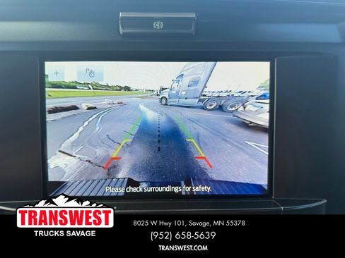 Used 2025 Ford F250 XLT AWD/4WD image 8