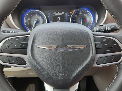 Used 2024 Chrysler Voyager LX FWD image 11