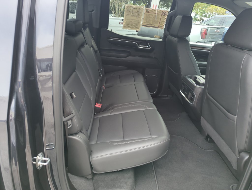 Used 2024 GMC Sierra 1500 SLT RWD image 30