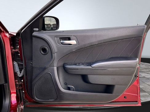 Used 2023 Dodge Charger SXT w/ Blacktop Package image 15