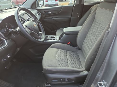 Used 2024 Chevrolet Equinox LT image 10