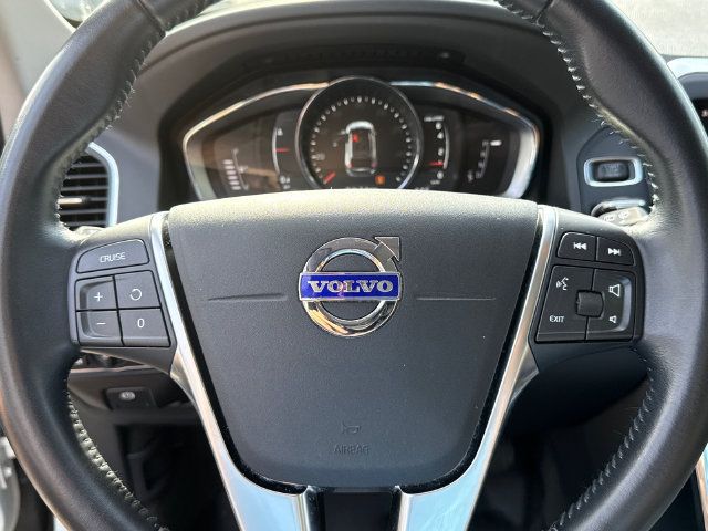 Used 2017 Volvo XC60 T6 Dynamic w/ Preferred Option Package AWD/4WD image 11