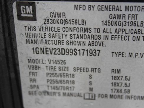 Used 2009 Chevrolet Traverse LT image 12