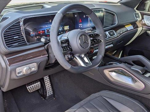 New 2025 Mercedes-Benz GLE 63 AMG S image 3