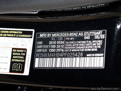 Used 2023 Mercedes-Benz GLC 300 4MATIC image 39