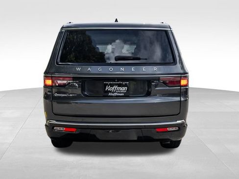 Used 2024 Jeep Wagoneer 4WD w/ Convenience Group I image 8