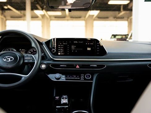 Used 2023 Hyundai Sonata SEL image 17