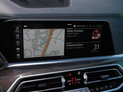 Used 2023 BMW X5 xDrive45e w/ M Sport Package image 22