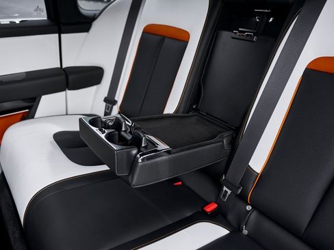 Used 2026 Rolls-Royce Cullinan Base image 56