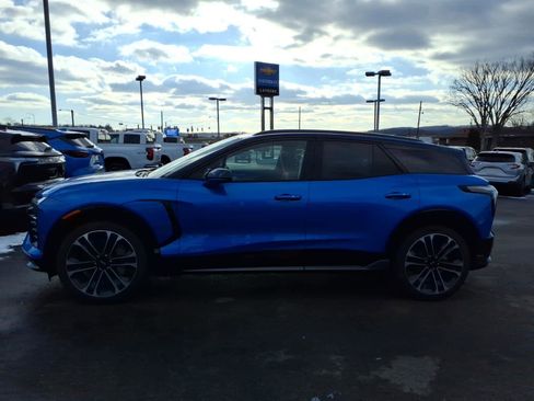 New 2026 Chevrolet Blazer EV SS AWD/4WD image 2