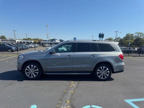 Used 2016 Mercedes-Benz GL 450 4MATIC image 38