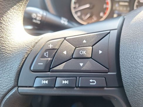 Used 2025 Nissan Sentra S image 13