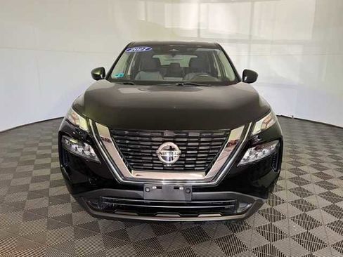 Certified 2021 Nissan Rogue S image 2