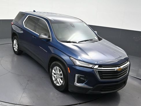 Used 2023 Chevrolet Traverse LS FWD image 22