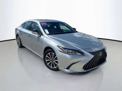 Used 2023 Lexus ES 350 w/ Accessory Package (Z1) image 2