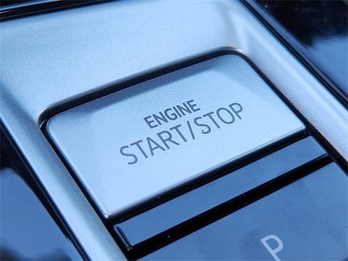 New 2026 Volkswagen Atlas Cross Sport SEL image 17